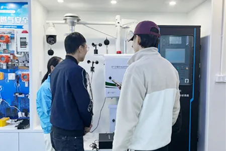 Kazakhstan Customers Visit Factory for Air Quality Monitoring Solutions